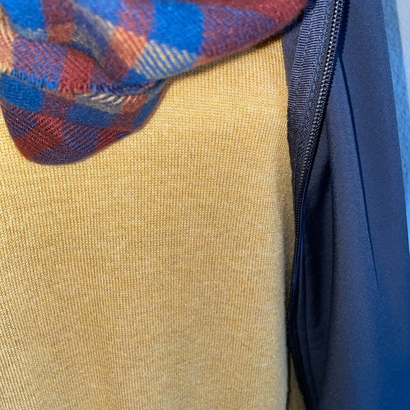 Mossimo Mustard color sweatshirt - Picture 7 of 9